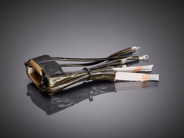 Flat HF Transformers for Compact Aerospace Systems