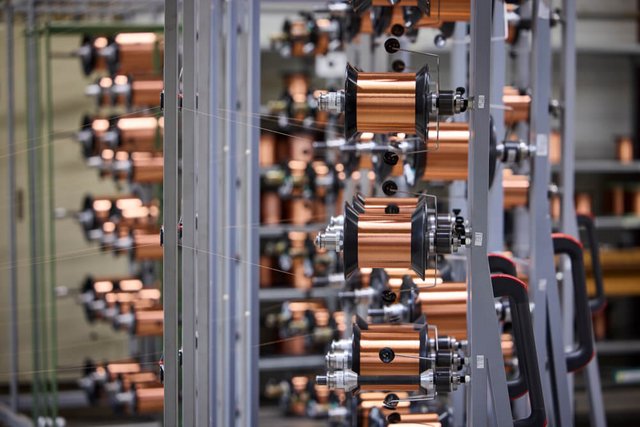 Produktionsanlage zur Verseilung von Kupferdrähten