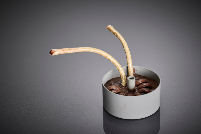 The pot core choke used forms the central HF component in the DC/DC converter and exemplifies the compact design made possible by the use of high-frequency-optimized RUPALIT® Safety litz wires.